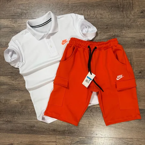 Nike Bijela Majica Tamno Narandžasti Šorc